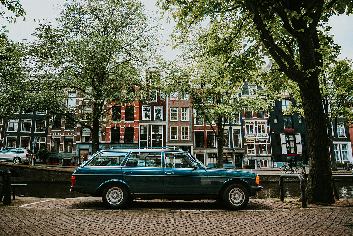 Kostenlos parken in Amsterdam - Parkplätze in den Außenbezirken wie Amsterdam Noord