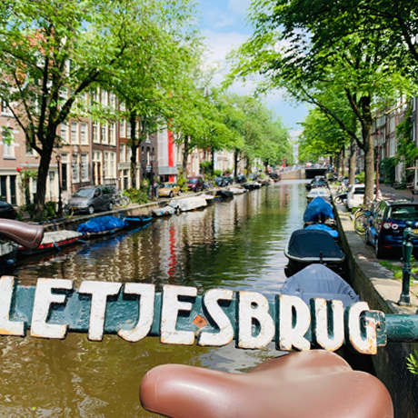 Egelantiersgracht mit Hilletjesbrug Amsterdam