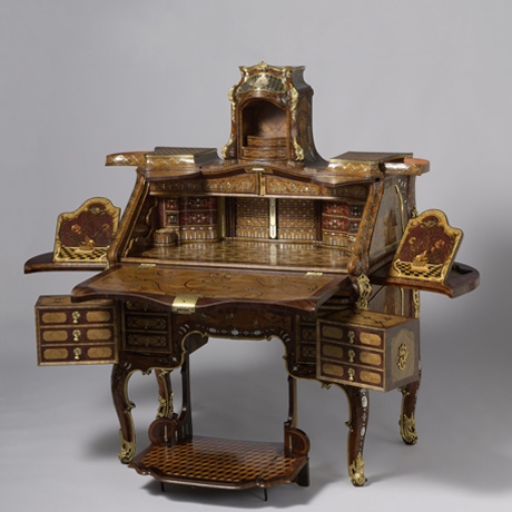 Schreibtisch von Abraham Roentgen